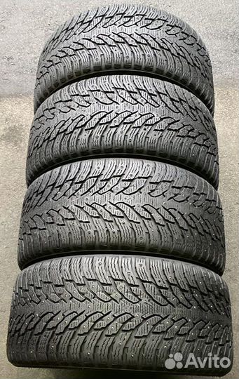 Nokian Tyres Hakkapeliitta 9 SUV 295/35 R21