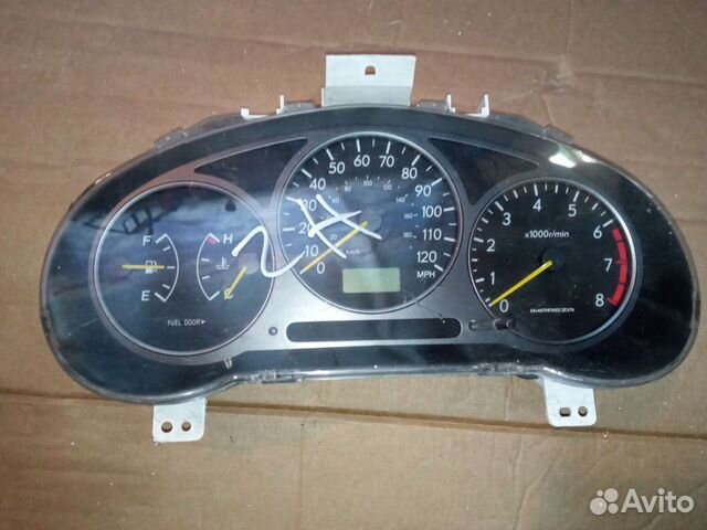 Subaru Impreza щиток приборов одометр