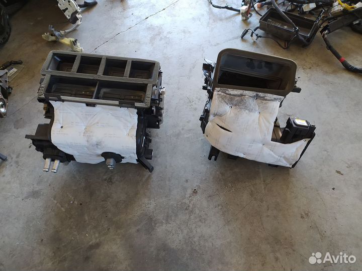 Корпус печки под радиатор кондиционера Kia Quoris