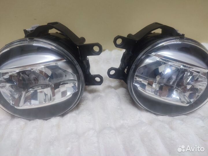 Противотуманные фары Toyota/Lexus