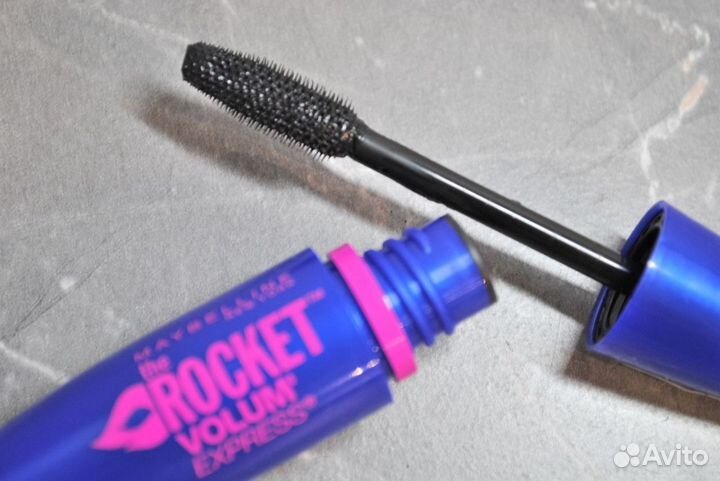 Тушь Maybelline The Rocket Volum Express