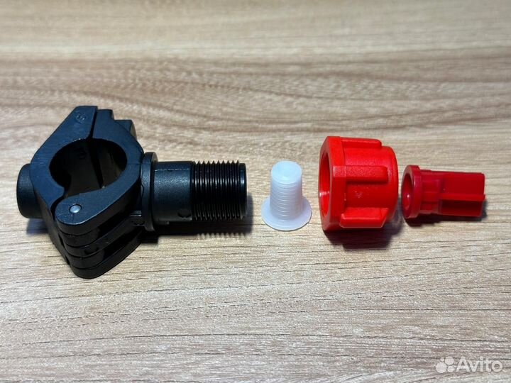 Форсунка для вальца дорожного катка 20мм