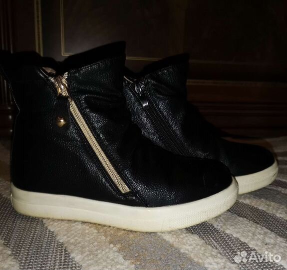 Обувь (ботинки) 30р