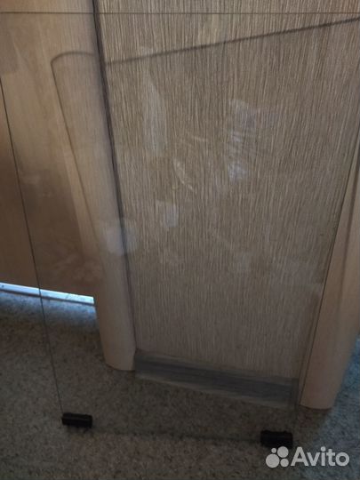 Стеклянные дверцы для мебели