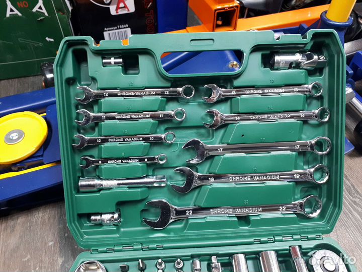 Набор инструментов для авто 82 предмета