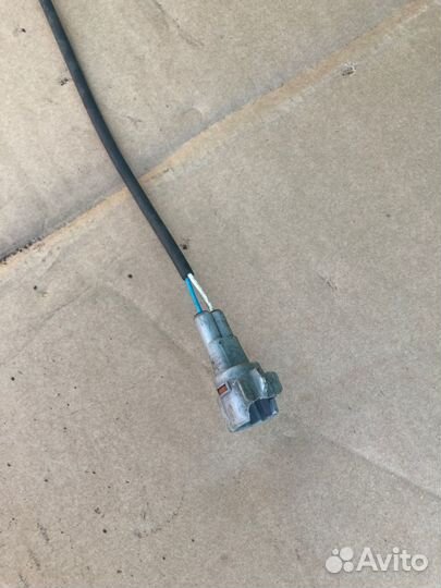 Датчик ABS передний правый Toyota Prius 2003-2009г