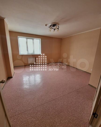 3-к. квартира, 85 м², 3/10 эт.