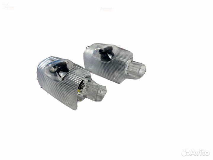 Проекция логотипа на двери toyota D9425