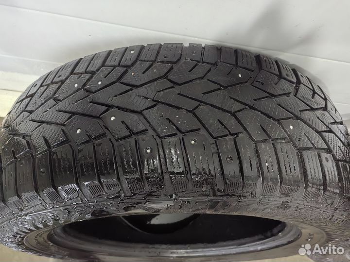 Gislaved Nord Frost 5 225/65 R17