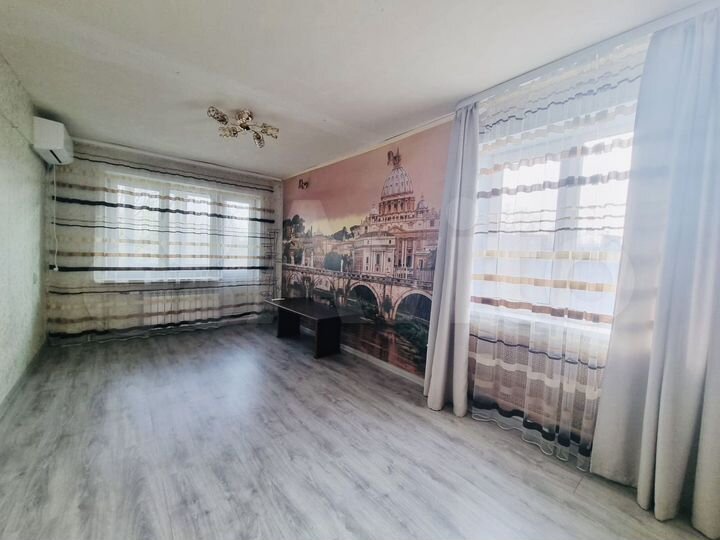 2-к. квартира, 52 м², 5/5 эт.