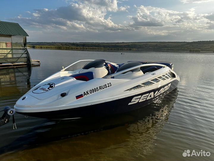 Катер BRP speedster 200 SEA DOO