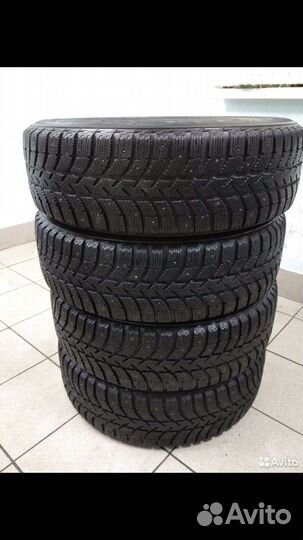 Bridgestone Ice Cruiser 7000 225/65 R17