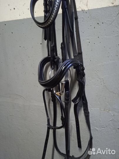 Уздечка для лошади