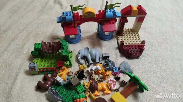 Лего дупло зоопарк большой