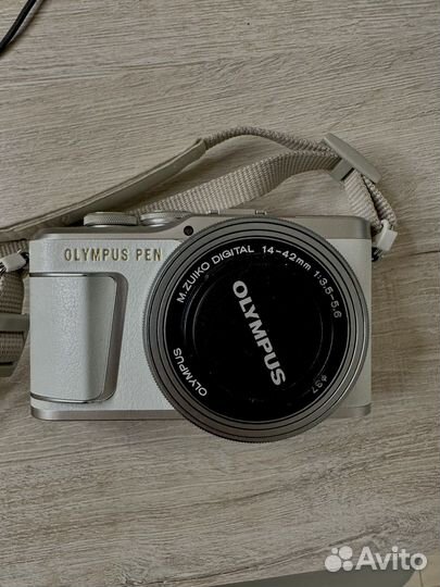 Фотоаппарат Olympus PEN E-PL9 + обьектив 40-150