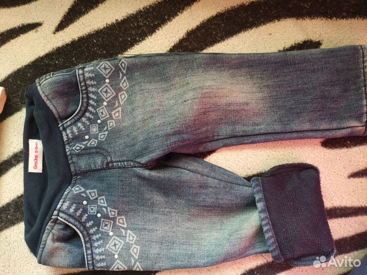 Свитер и джинсы