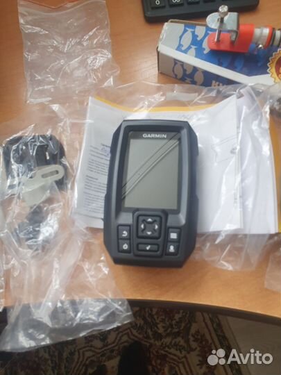 Эхолот Garmin striker Plus 4