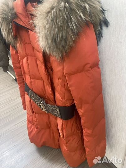 Пуховик женский