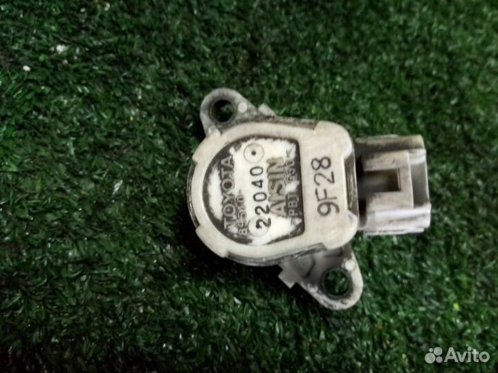 Датчик педали газа Toyota Mark 2 GX100 1GFE