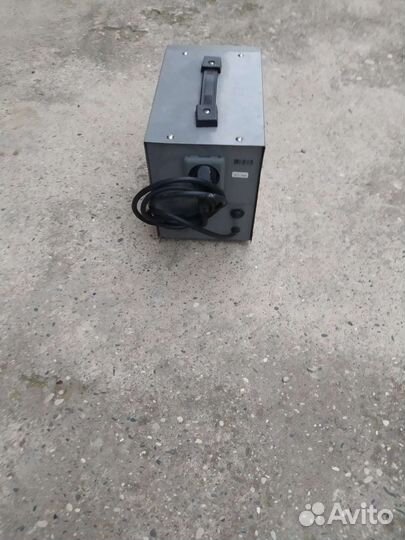 Стабилизатор напряжения бу