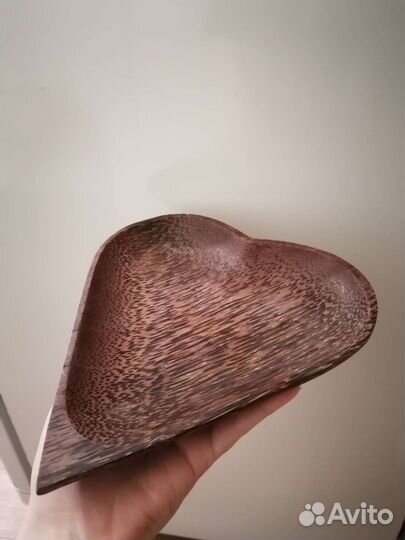 Деревянная тарелка под фрукты