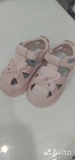 Продам сандали детские