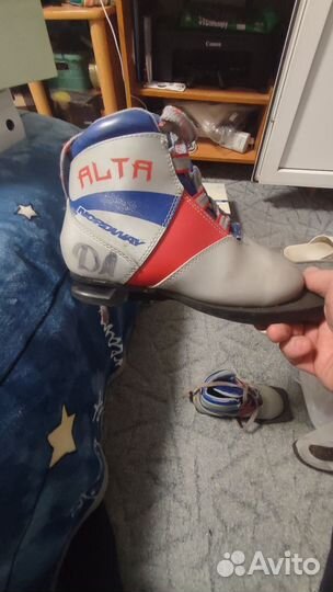 Лыжи детские на начальную школу