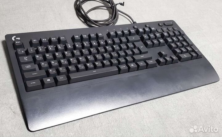 Клавиатура Logitech G213