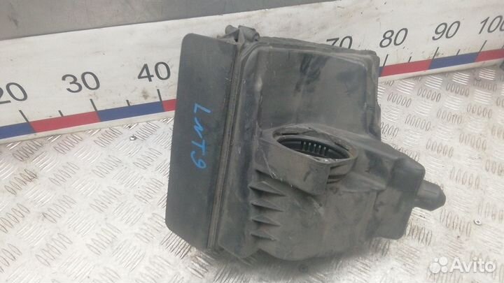 Корпус воздушного фильтра Renault Megane 3 2009