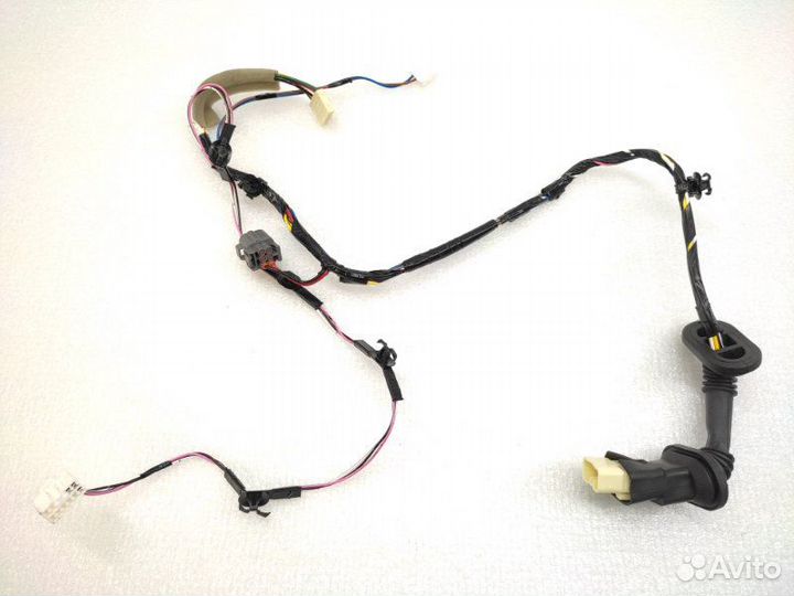 Проводка двери задняя левая Mitsubishi Outlander 3