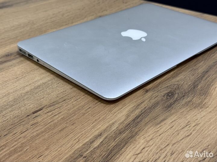 MacBook Air 11 2012 SSD 64 GB 4 GB