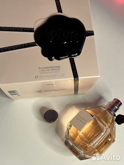 Духи Flowerbomb Viktor Rolf