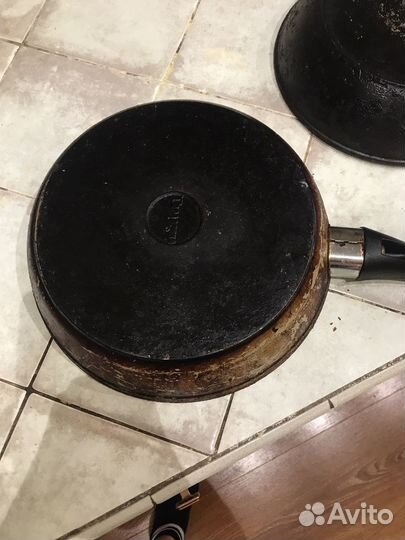 Сковорода тяжелая