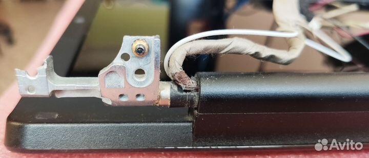 Крышка матрицы ноутбука в сборе Toshiba A200 - 1N1