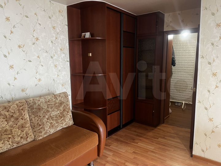 2-к. квартира, 48 м², 9/9 эт.