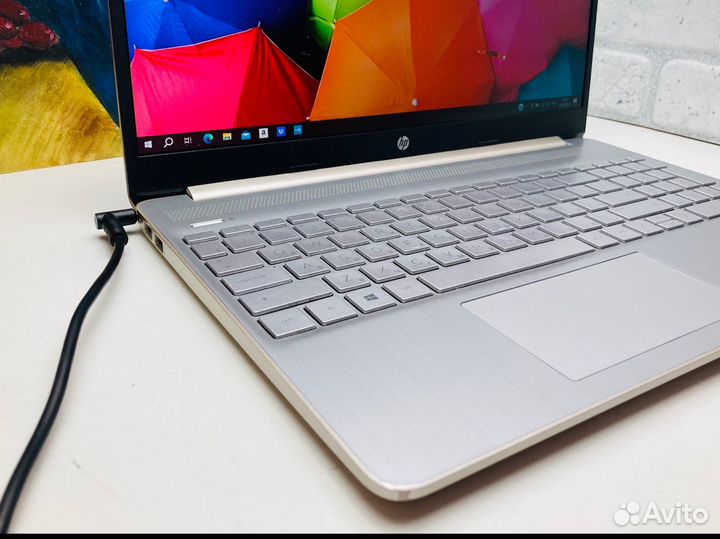 Мощный тонкий ноутбук как новый