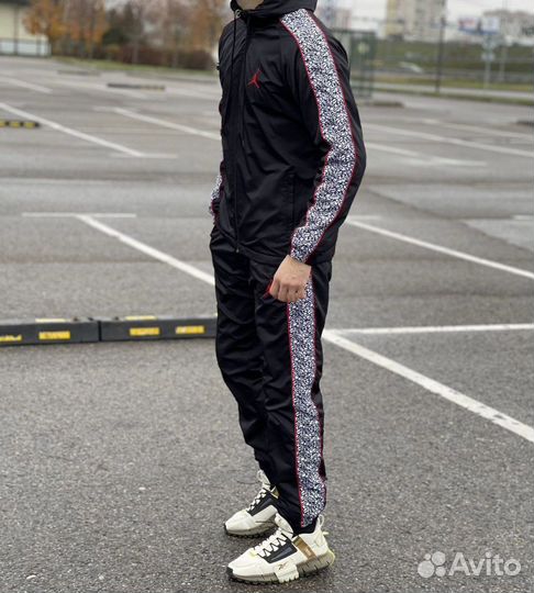Спортивный теплый костюм jordan