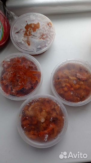 Морской еж (икра), гребешок, мидии, краб, рыбалка