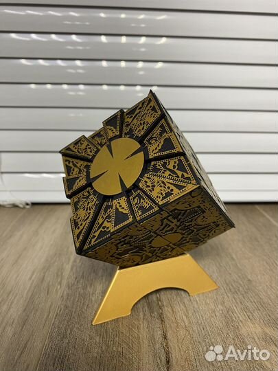 Сувениры (из известных фильмов) и другие