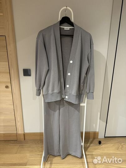 Костюм с брюками 146/152