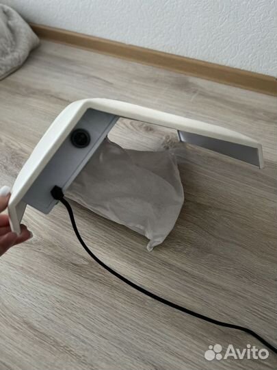 Вытяжка и лампа для маникюра