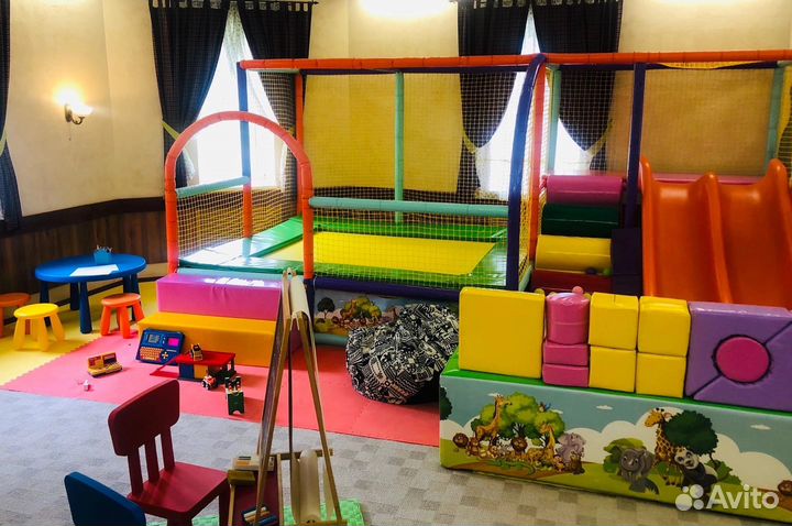 Многофункциональный игровой детский комплекс