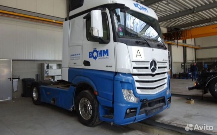 Pазбираем грузовик Mercedes-Benz Actros mpiv с 201