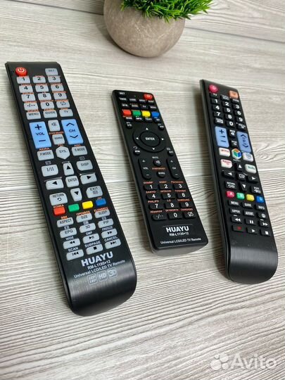 Универсальный пульт для телевизоров и Smart TV