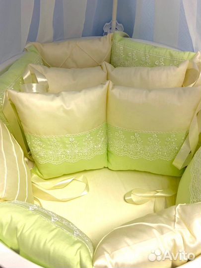 Бортики в детскую кроватку новые