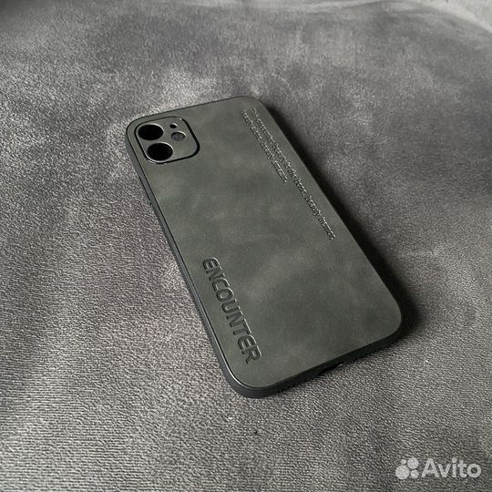 Чехол на iPhone 11