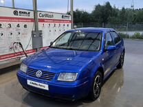 Volkswagen Bora 2.0 AT, 2000, 287 000 км, с пробегом, цена 200 000 руб.
