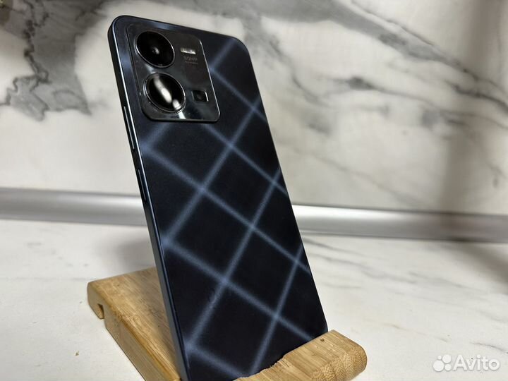 Мобильные телефоны бу vivo y35