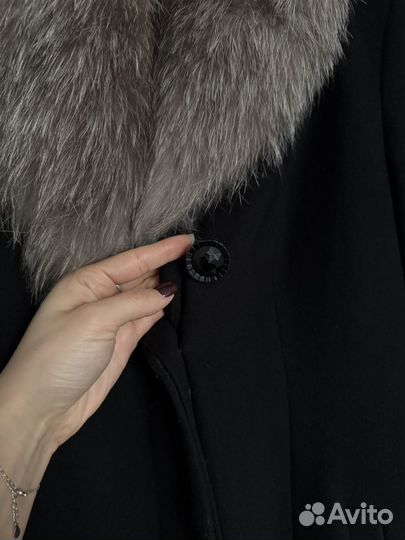 Пальто зимнее из шерсти и кашемира