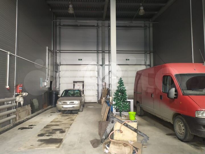 Продам производственное помещение, 1724 м²